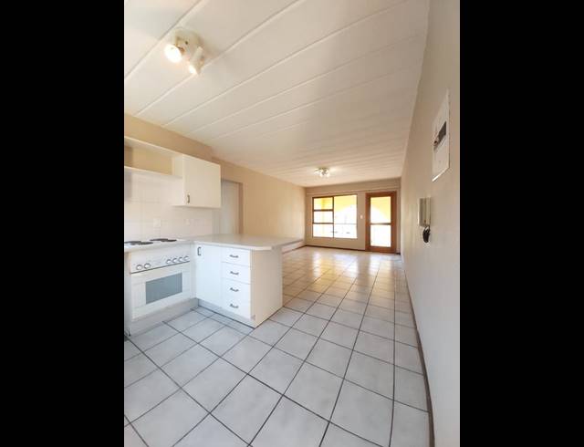 0 BEDROOM APARTMENT FOR SALE IN SUNDOWNER